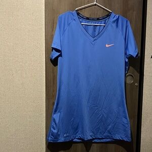 Nike Women's Blue Short Sleeve Tee